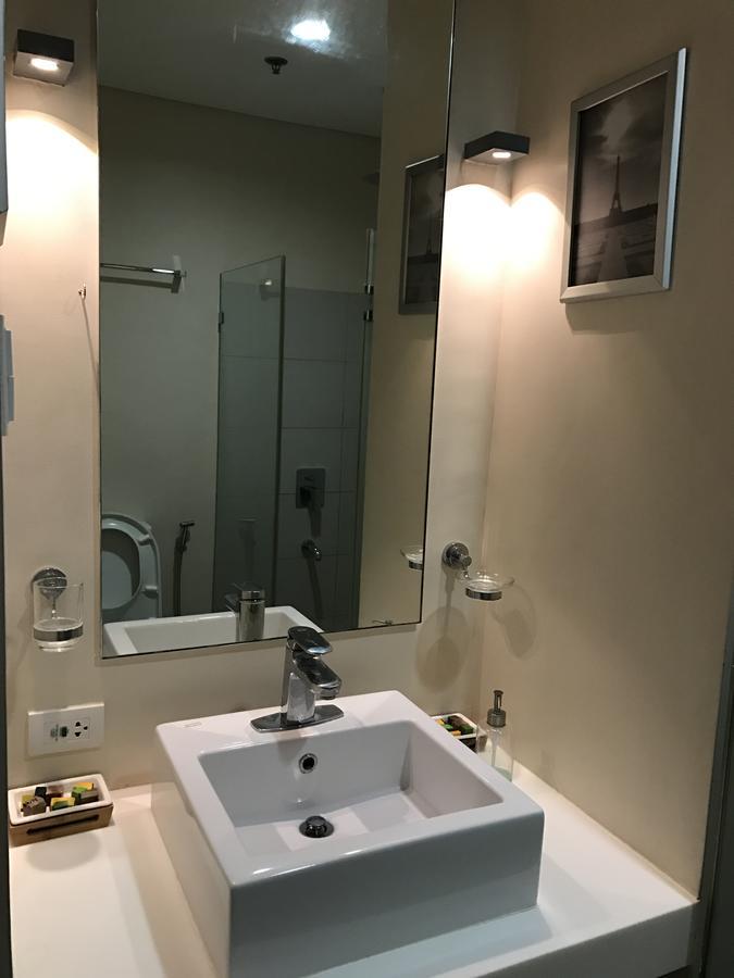 נסוגבו Creys Condo At Pico De Loro Cove מראה חיצוני תמונה